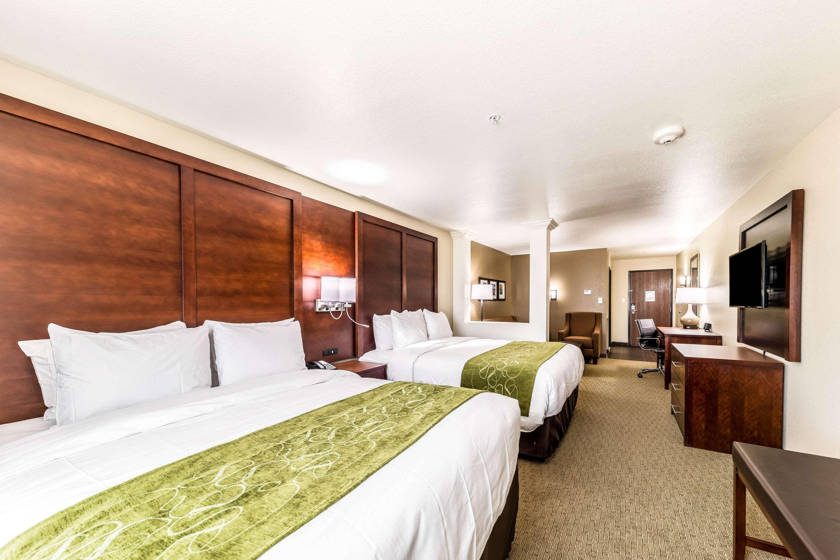 Comfort Suites Grand Prairie - Arlington North Buitenkant foto