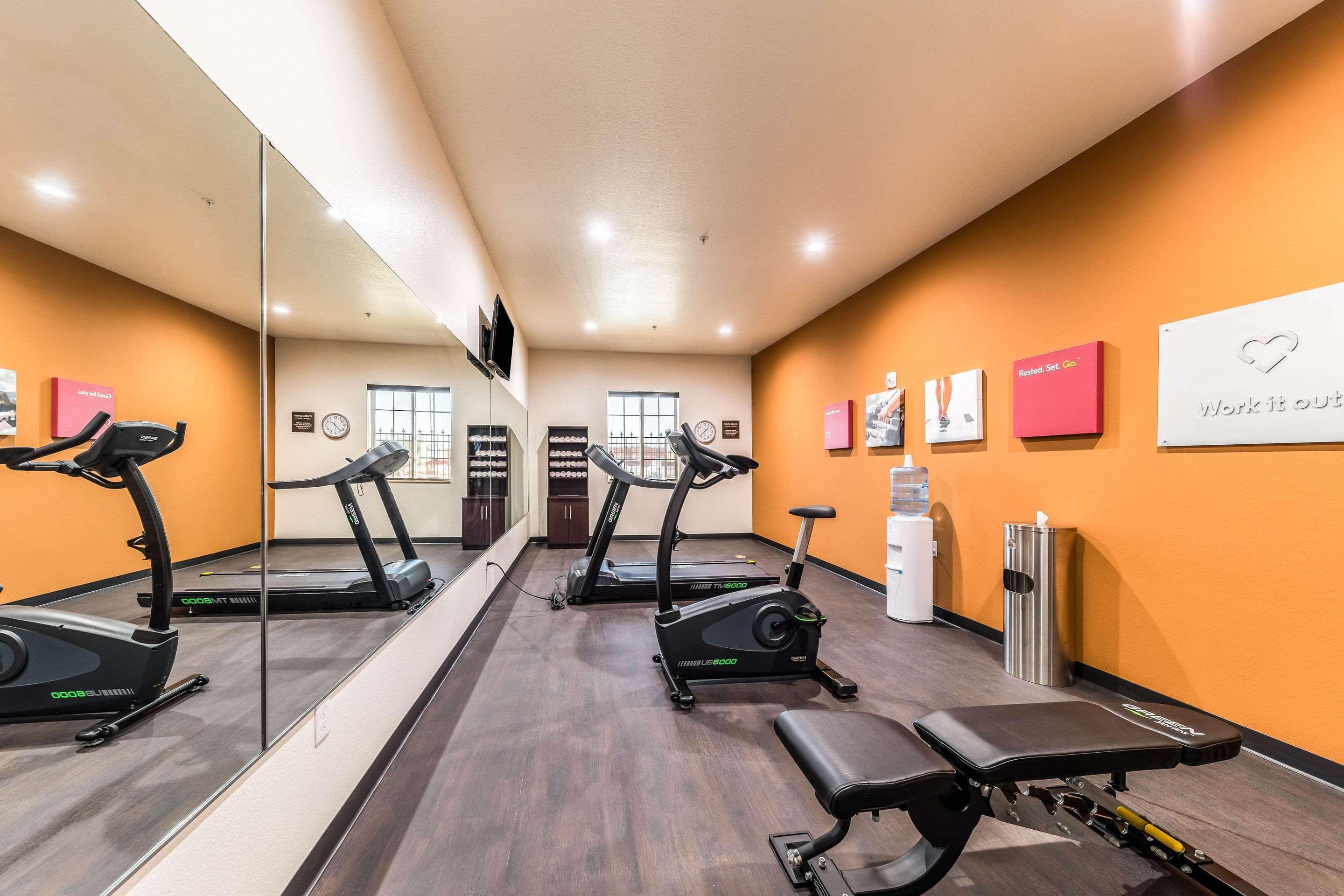 Comfort Suites Grand Prairie - Arlington North Buitenkant foto