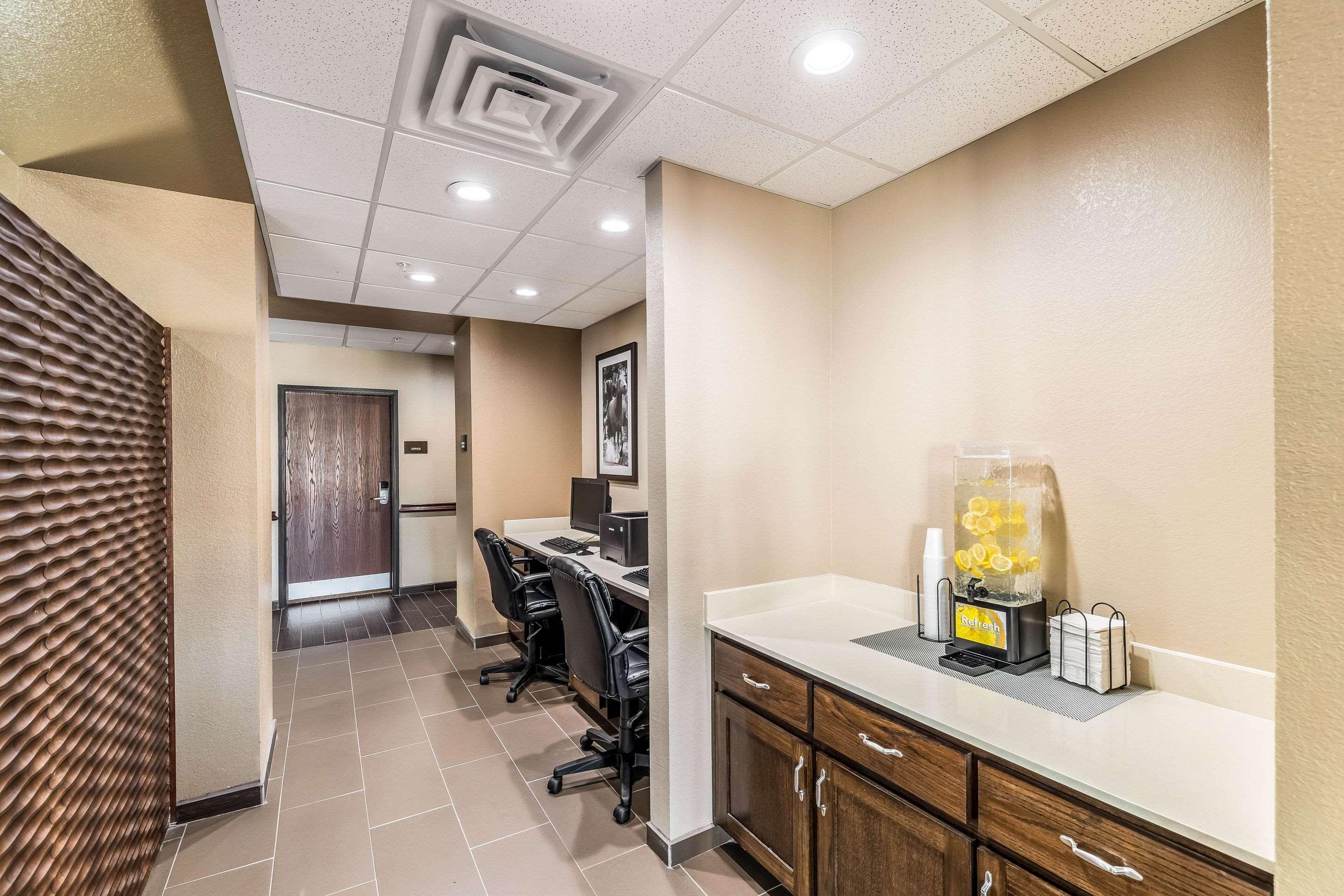 Comfort Suites Grand Prairie - Arlington North Buitenkant foto