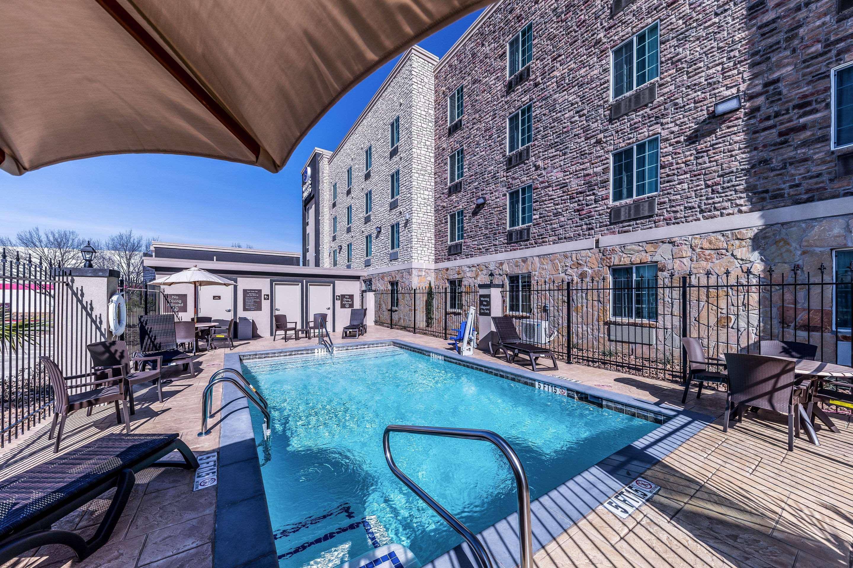 Comfort Suites Grand Prairie - Arlington North Buitenkant foto