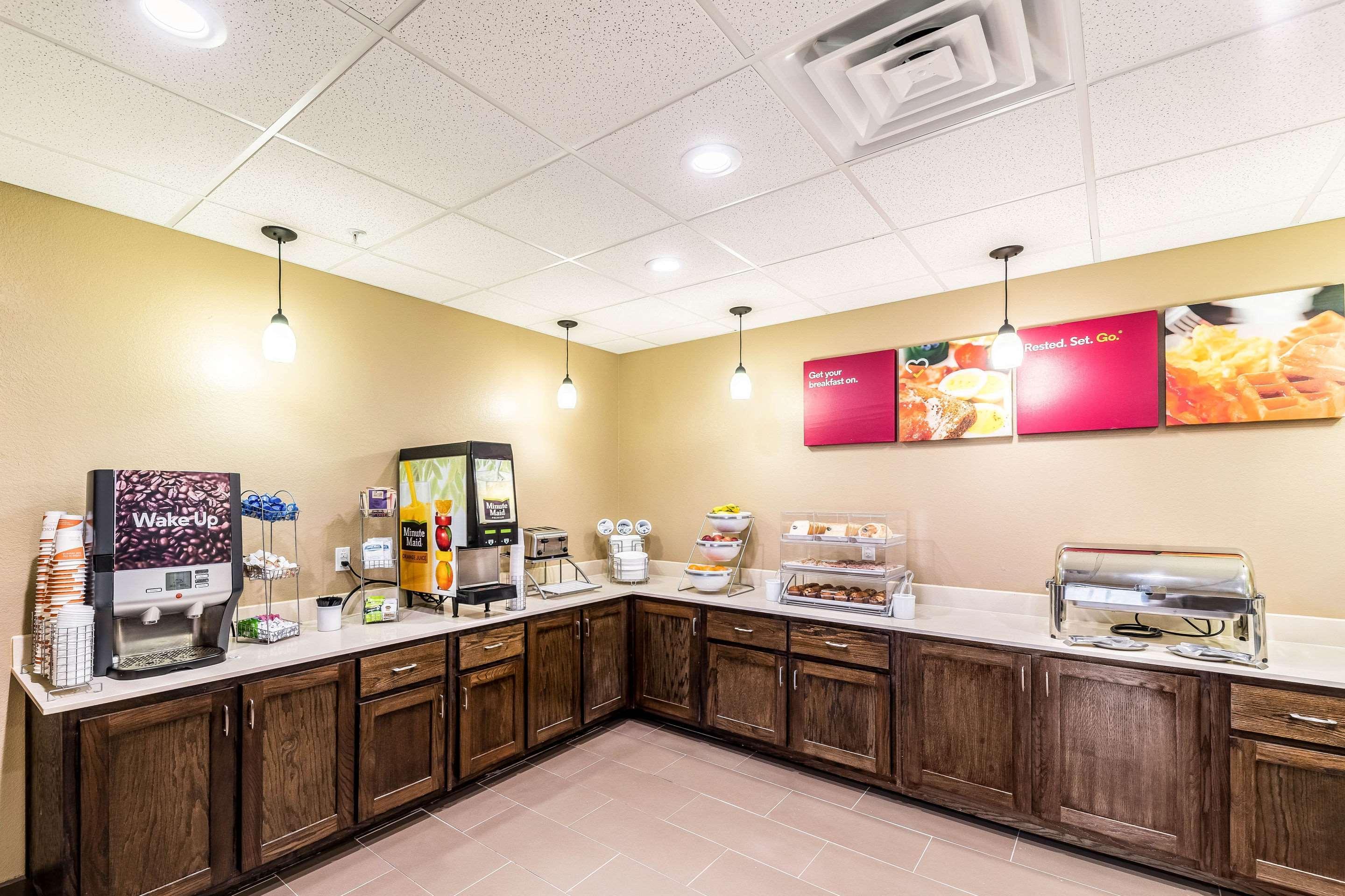 Comfort Suites Grand Prairie - Arlington North Buitenkant foto