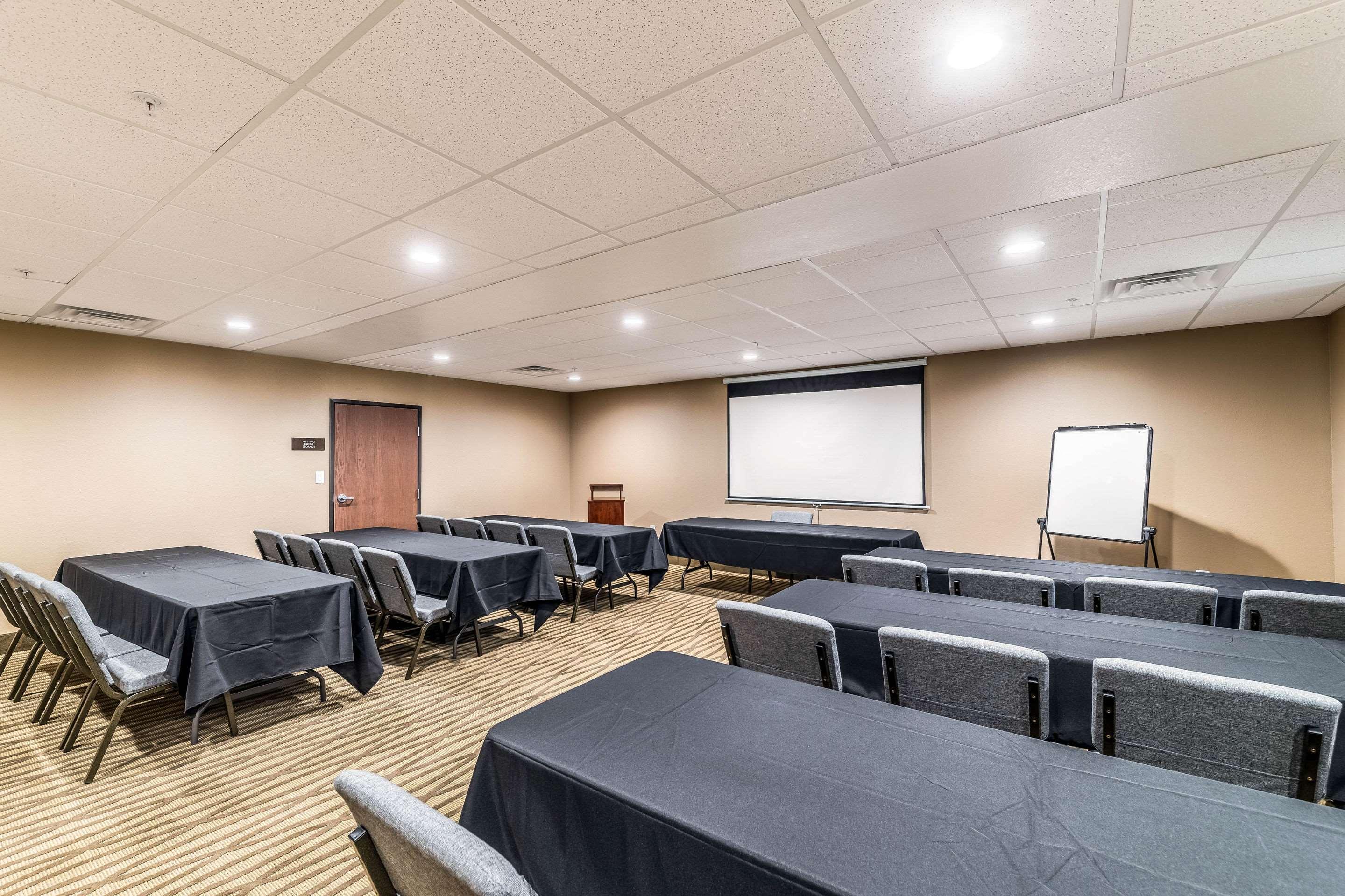 Comfort Suites Grand Prairie - Arlington North Buitenkant foto